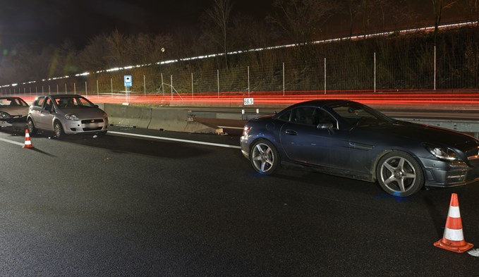 Drei Fahrzeuge waren in den Auffahrunfall am Donnerstag in Knutwil verwickelt. (Foto Luzerner Polizei)