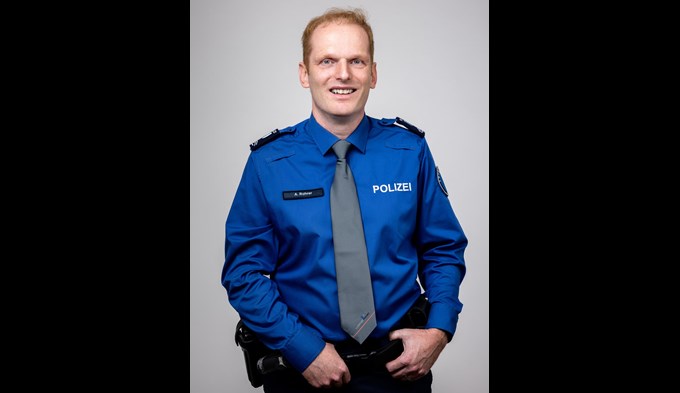 Adrian Rohrer leitet als Fachspezialist die neue Fachstelle Prävention Jugend der Luzerner Polizei. (Foto Luzerner Polizei)